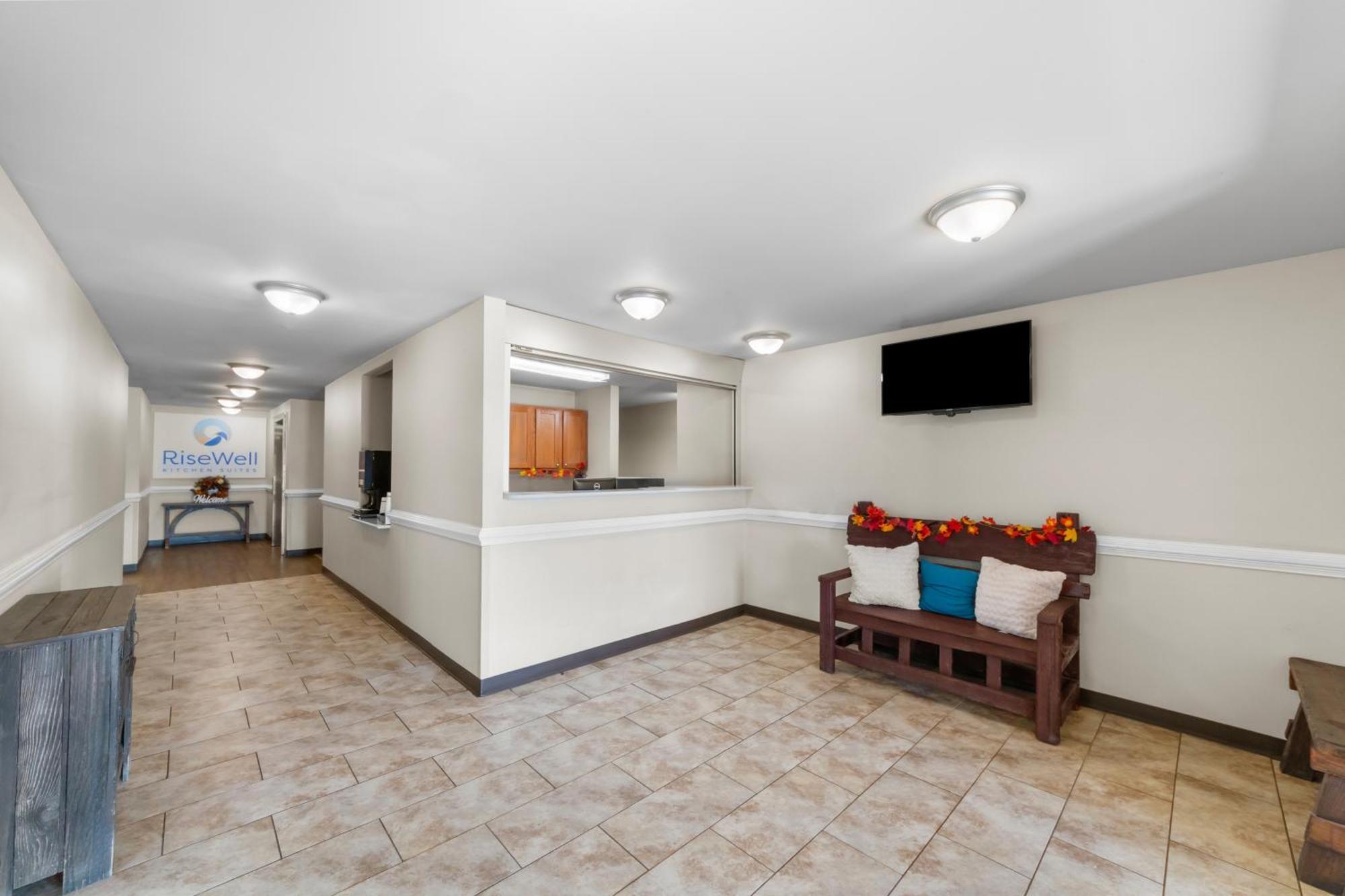 Risewell Kitchen Suites Pleasanton Bagian luar foto